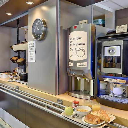 B&B HOTEL Clermont-Ferrand Le Brézet Aéroport Esterno foto